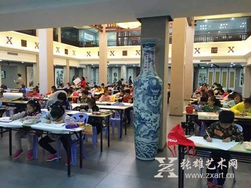 300名少儿参加第二届“追逐梵高”全国少儿绘画大赛厦门初赛